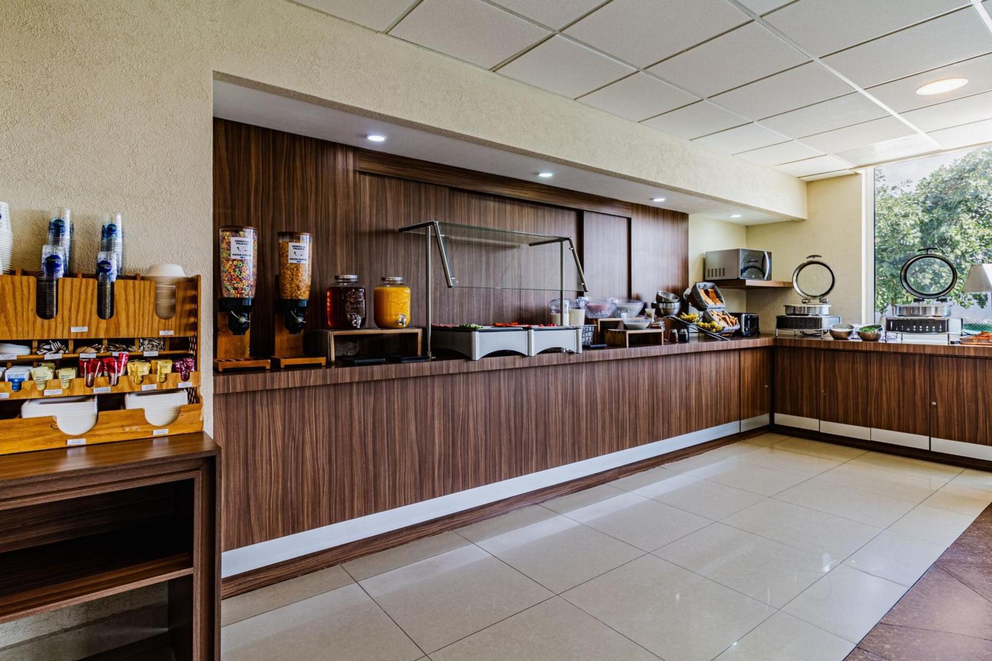 City Express By Marriott Tuxtla Gutiérrez Eksteriør bilde